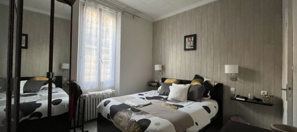 7 bedrooms House in Toulon, France No. 201395 20