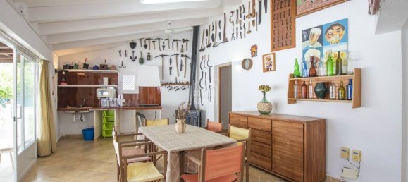 5 bedrooms Villa in Es Castell, Spain No. 1353 8