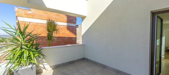 3 bedrooms Villa in Ciudad Quesada, Spain No. 11507 11