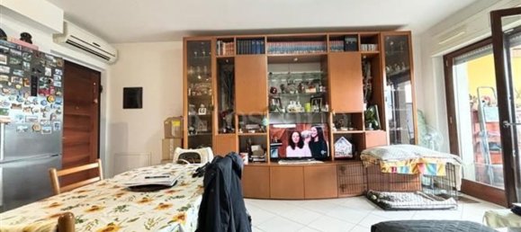 4-Zimmer Wohnung in Rome, Italy, Nr. 164831 8