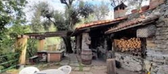 3 bedrooms Villa in Varazze, Italy No. 312086 2