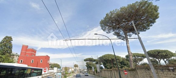 2 rooms Commercial property in Naples, Italy No. 294056 6