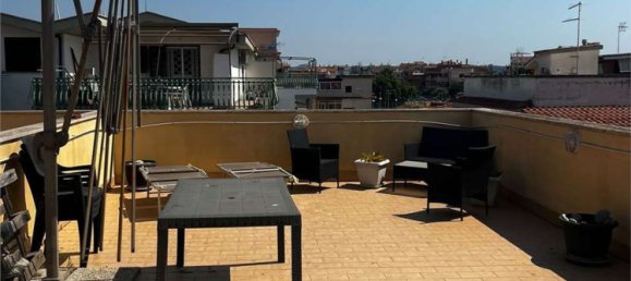 Apartamento de 2 habitaciónes en Ladispoli, Italy No. 294292 2