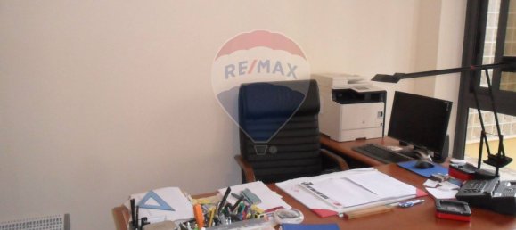 4-Zimmer Büro in Caltanissetta, Italy, Nr. 57748 59
