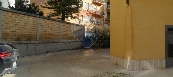 4-Zimmer Büro in Caltanissetta, Italy, Nr. 57748 9