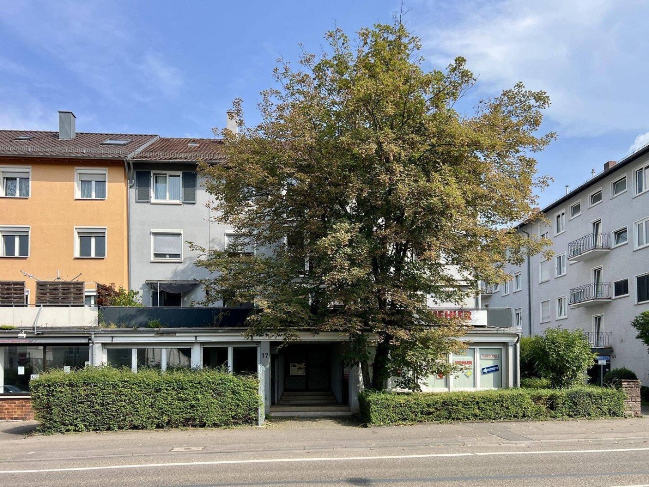 Propiedad comercial de 1 habitación en Ludwigsburg, Germany No. 340233