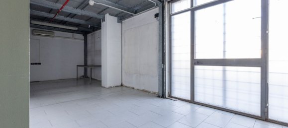 4 rooms Commercial property in Tradate, Italy No. 235090 12