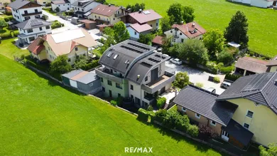 4 غرف نوم شقة في Seekirchen am Wallersee, Austria رقم 147978