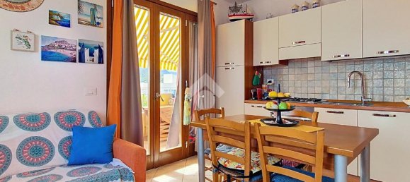 Квартира с 1 спальней в Кастельсардо, Италия № 347358 11