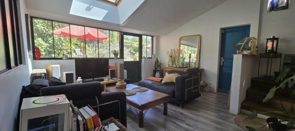 Casa de 2 dormitorios en Evreux, France No. 300605 2