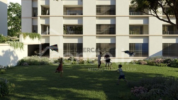 Apartamento de 2 dormitorios en Porto, Portugal No. 157882