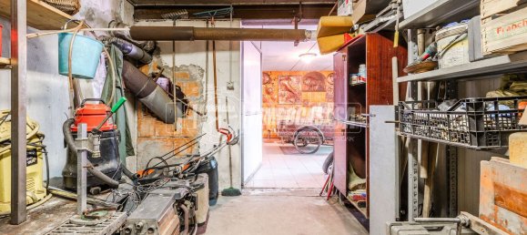 3-salle Appartement à Castenaso, Italy No. 274289 28