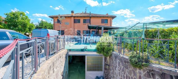 3-salle Appartement à Castenaso, Italy No. 274289 47