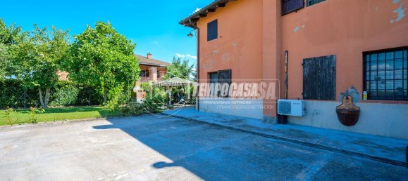 3-salle Appartement à Castenaso, Italy No. 274289 42