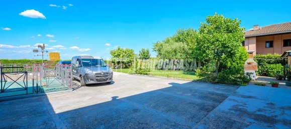 3-salle Appartement à Castenaso, Italy No. 274289 40