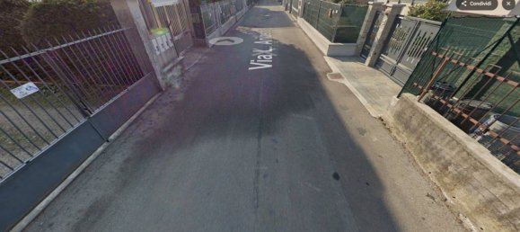 3 Schlafzimmer Wohnung in Mozzate, Italy, Nr. 212316 2