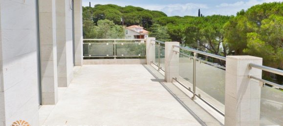 6 bedrooms Villa in Cabrils, Spain No. 33 16