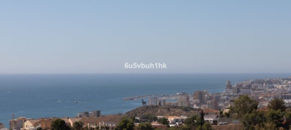 Adosado de 4 dormitorios en Fuengirola, Spain No. 137563 22