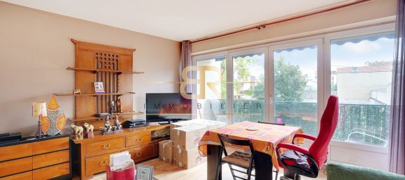 Apartamento de 2 dormitorios en Aubervilliers, France No. 180137 6