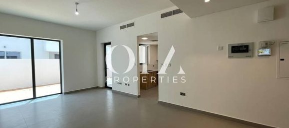 3 bedrooms Villa in Yas Island, UAE No. 25831 5