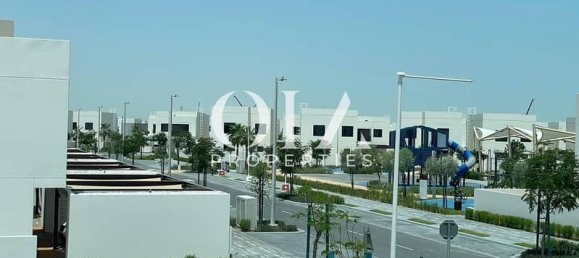 3 bedrooms Villa in Yas Island, UAE No. 25831 4