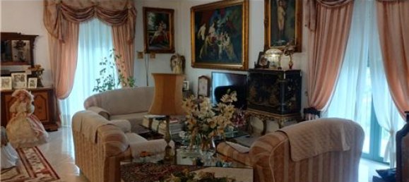5 Schlafzimmer Haus in Cagnano Varano, Italy, Nr. 280078 14