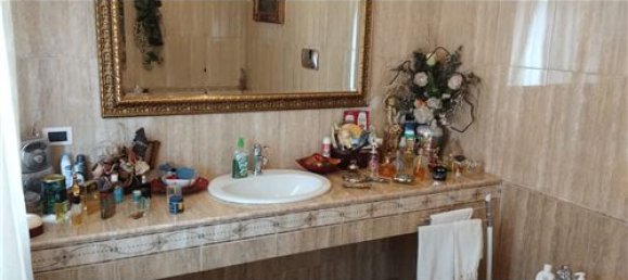 5 Schlafzimmer Haus in Cagnano Varano, Italy, Nr. 280078 23