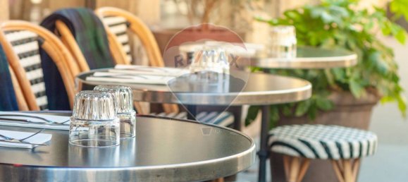 2 rooms Commercial property in Milan, Italy No. 249356 8