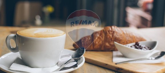 2 rooms Commercial property in Milan, Italy No. 249356 3