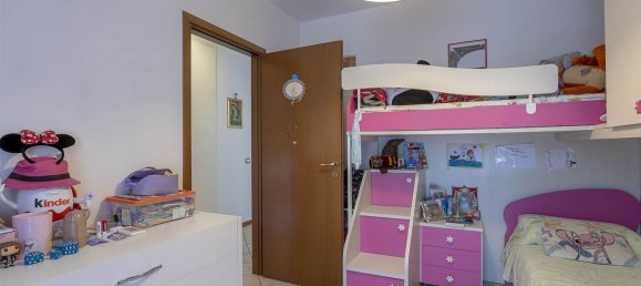 3 bedrooms Apartment in Signa, Italy No. 318784 19