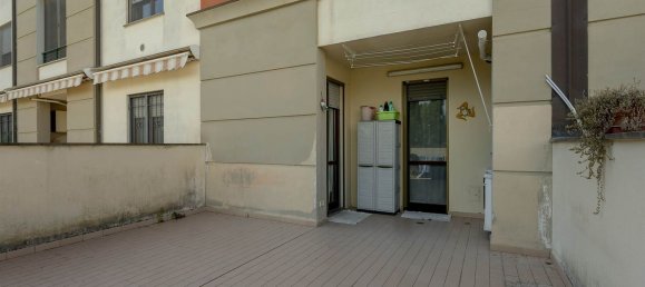 3 bedrooms Apartment in Signa, Italy No. 318784 17