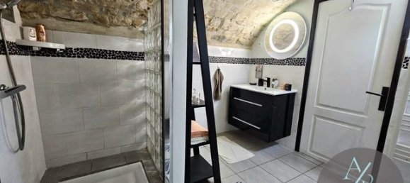 3 bedrooms House in Magny-en-Vexin, France No. 303358 7