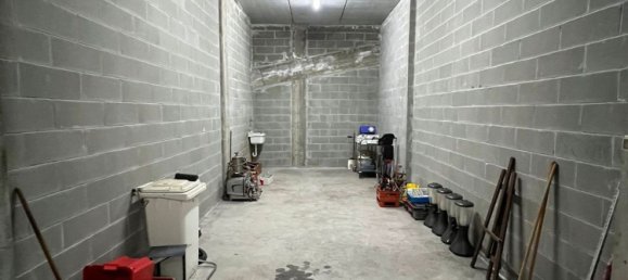 Garage à Rivalta di Torino, Italy No. 353661 9