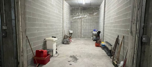 Garage à Rivalta di Torino, Italy No. 353661 3