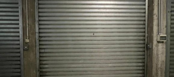 Garage à Rivalta di Torino, Italy No. 353661 6