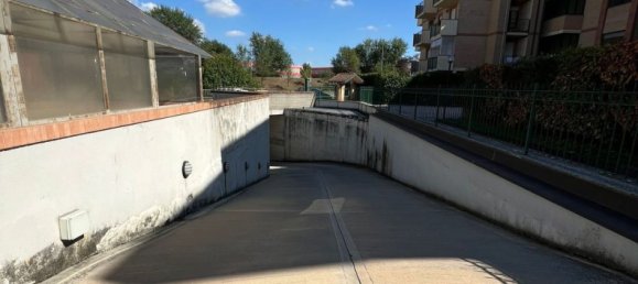 Garage à Rivalta di Torino, Italy No. 353661 5