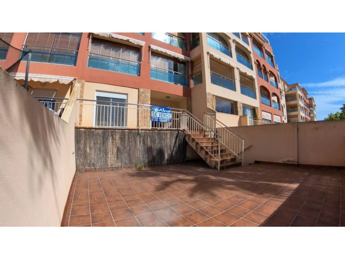 Apartamento de 3 dormitorios en Almerimar, Spain No. 158599