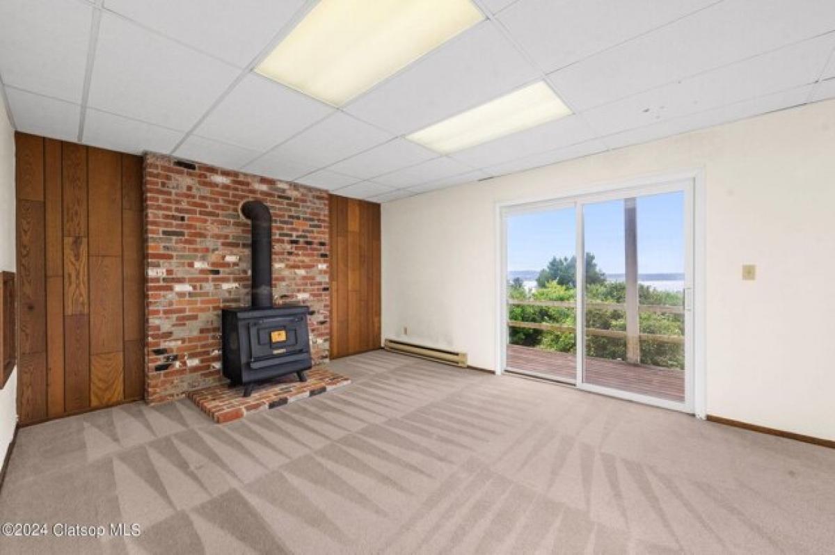 Дом с 4 спальнями в Astoria, США № 294168