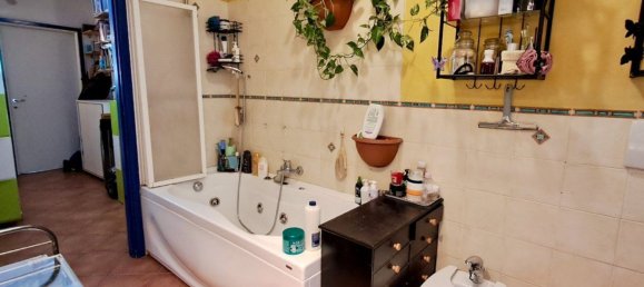 4 rooms Apartment in Turin, Italy No. 49430 17