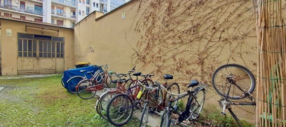 4 rooms Apartment in Turin, Italy No. 49430 36