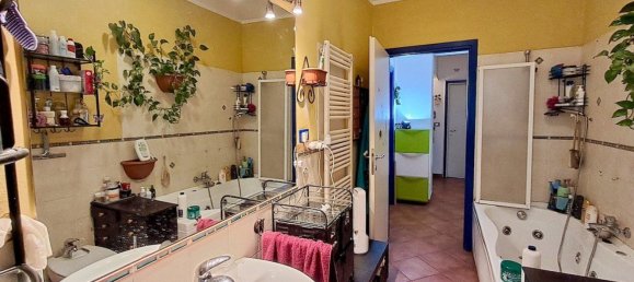 4 rooms Apartment in Turin, Italy No. 49430 16