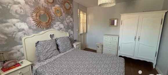 2 bedrooms House in Saint-Gaultier, France No. 235419 13