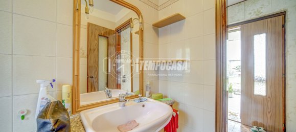 Вилла с 4 комнатами в Кассано Маньяго, Италия № 348717 15