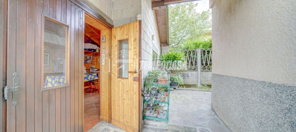 Вилла с 4 комнатами в Кассано Маньяго, Италия № 348717 33