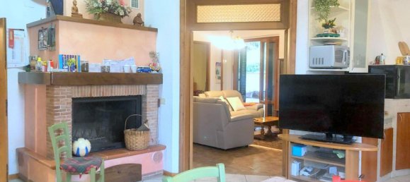 7 rooms Villa in Montelupo Fiorentino, Italy No. 87922 9