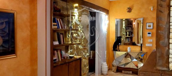 3 bedrooms House in Cortona, Italy No. 281564 4