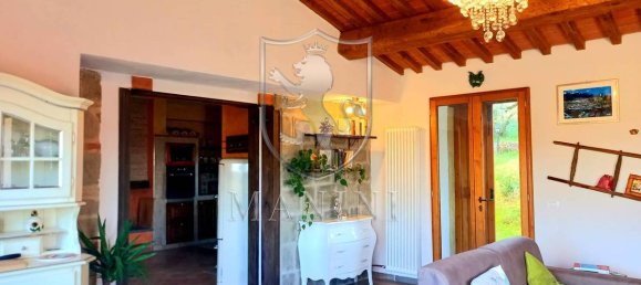 3 bedrooms House in Cortona, Italy No. 281564 7