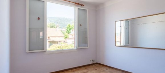 2 bedrooms Apartment in Toulon, France No. 313058 3