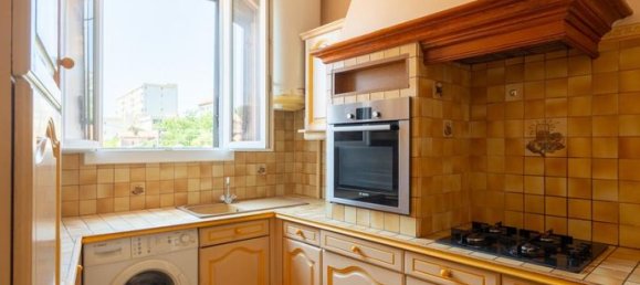 2 bedrooms Apartment in Toulon, France No. 313058 5