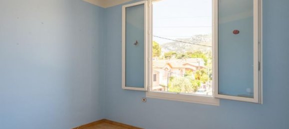 2 bedrooms Apartment in Toulon, France No. 313058 6